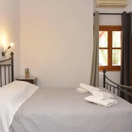 Laxesis Villa Posidhonia  Exterior photo